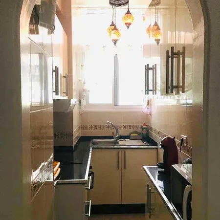 Luxmundi Guesthouse *