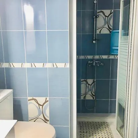 Ξενοδοχείο με διαμερίσματα Luxmundi Guesthouse *